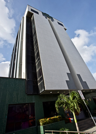 Edifício Inteiro para alugar e comprar Fortaleza Foto 1