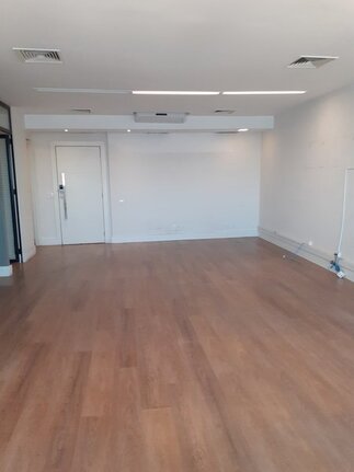 Sala Comercial para alugar e comprar, Centro Rio de Janeiro - RJ Foto 1