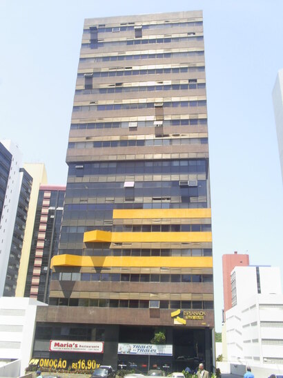 Esplanada Trade Center